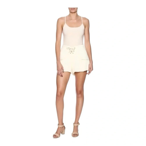 Somedays Lovin Ruffle Lace front Pheasant Shorts in Cream NWT - Picture 9 of 9